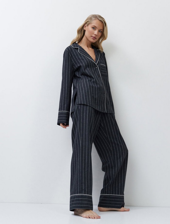 Aruelle Casey Set Pajamas Long